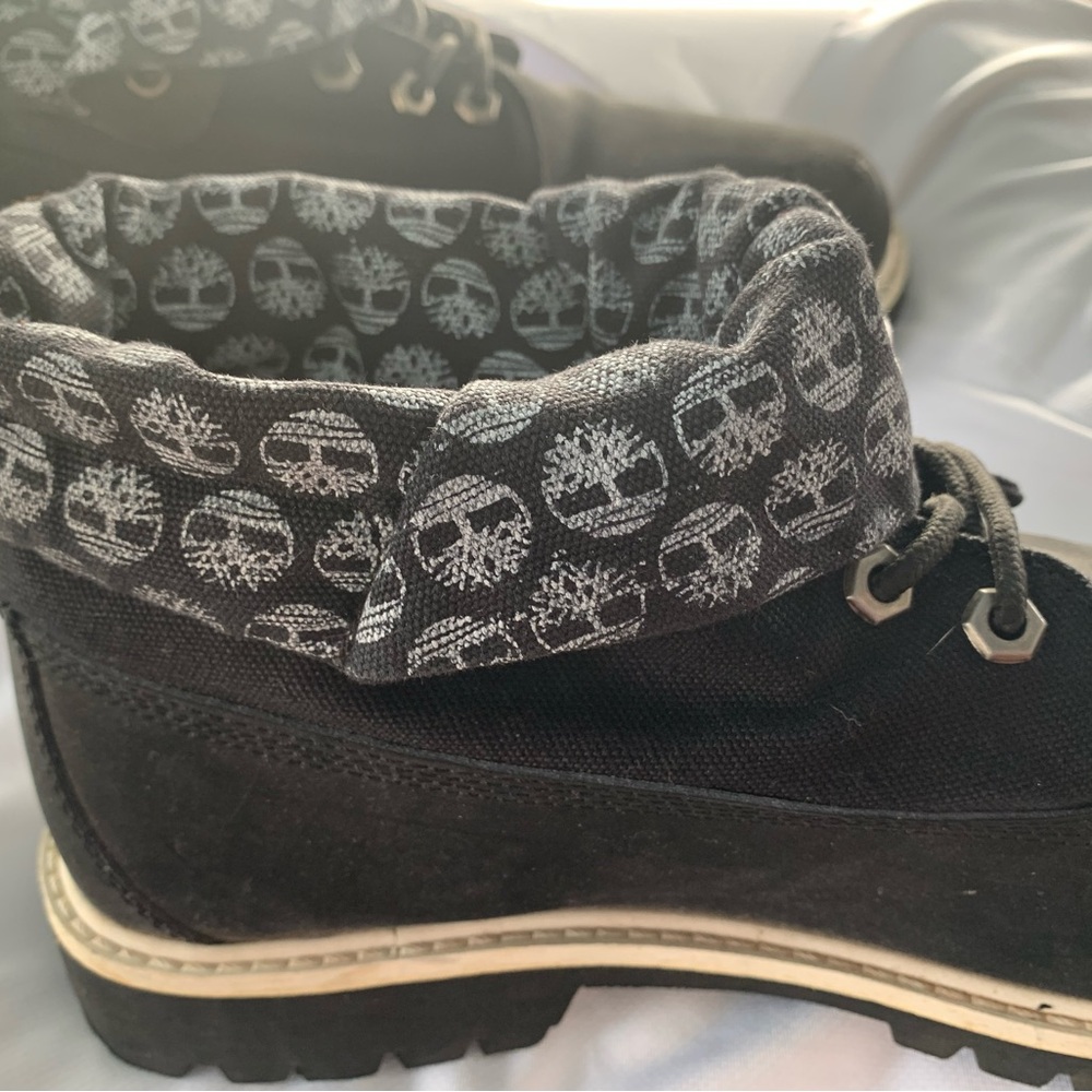Vintage Timberland All Black (12) Lace-Up Boots; bottom suede top half canvas - Picture 14 of 16